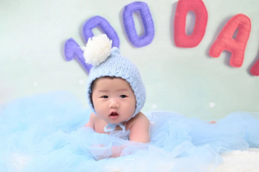 钦州宝宝眼睛有红点 钦州宝宝眼睛有红点